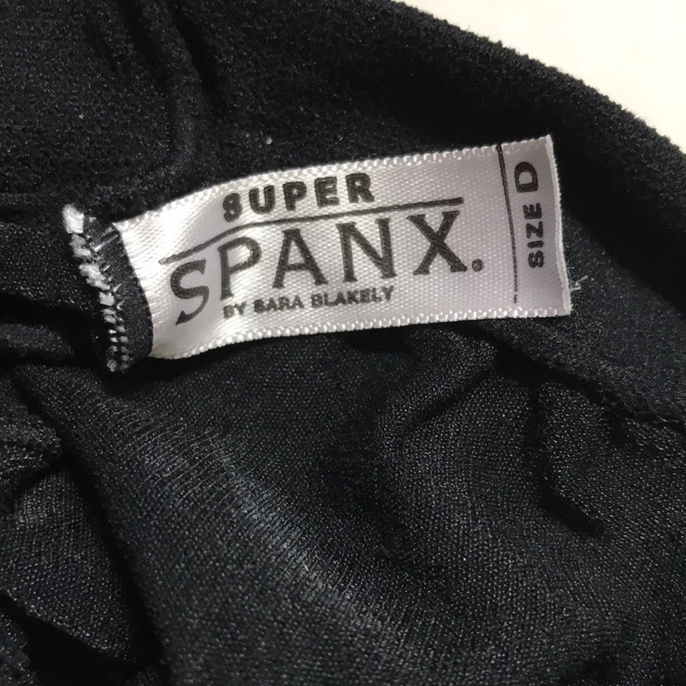 🔥💥NEW SPANX (4) PAIRS BLACK SIZE D